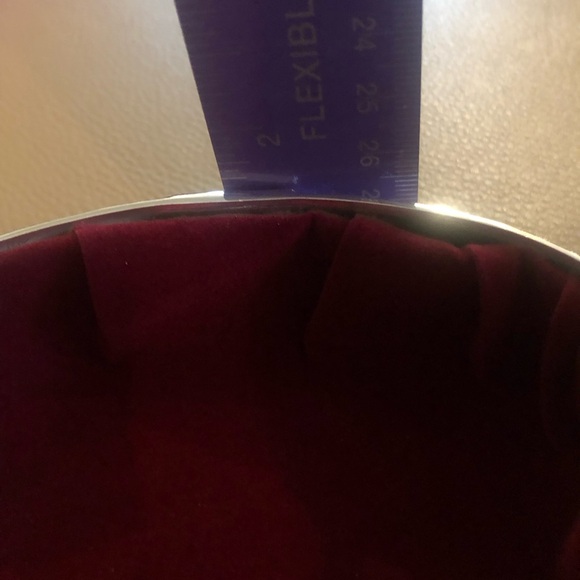 Oneida jewelry box gold plated ribbon. 4 x 3 silver plate velvet lined. - Picture 7 of 9